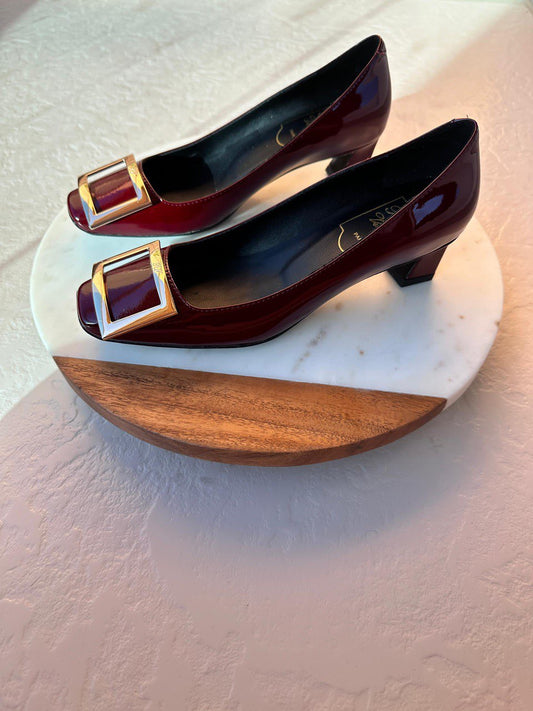 ROGER VIVIER