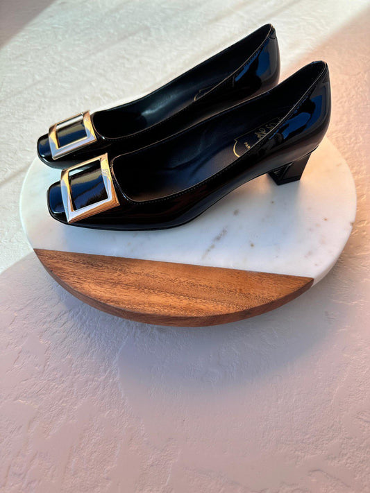ROGER VIVIER