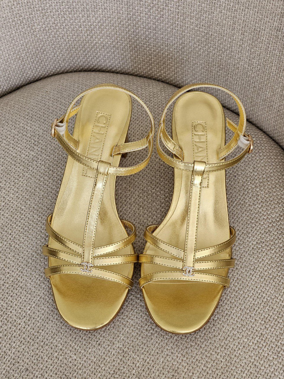 CHANEL