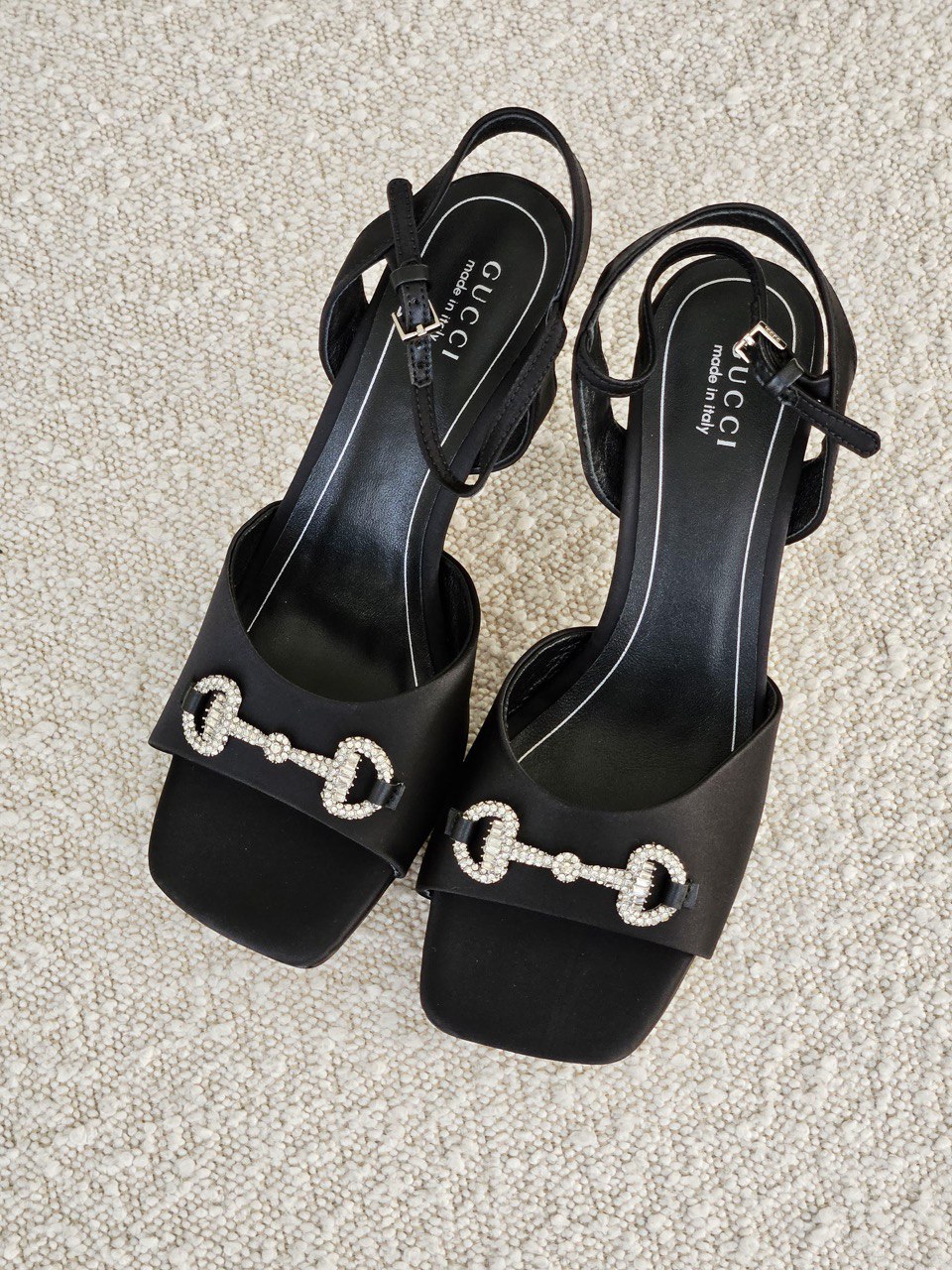 GUCCI