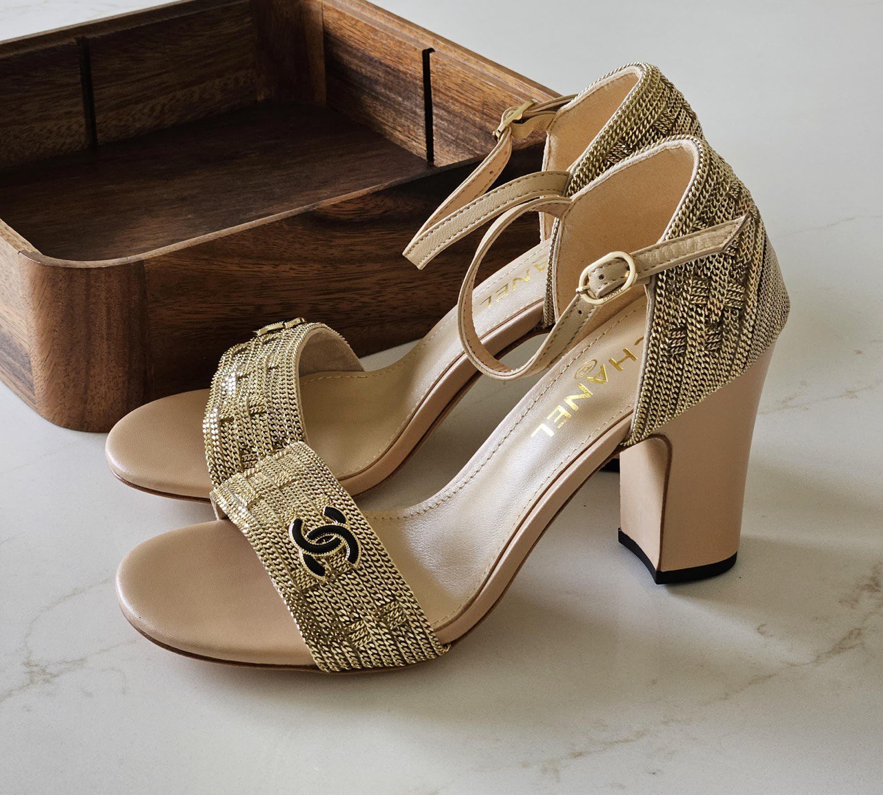 CHANEL