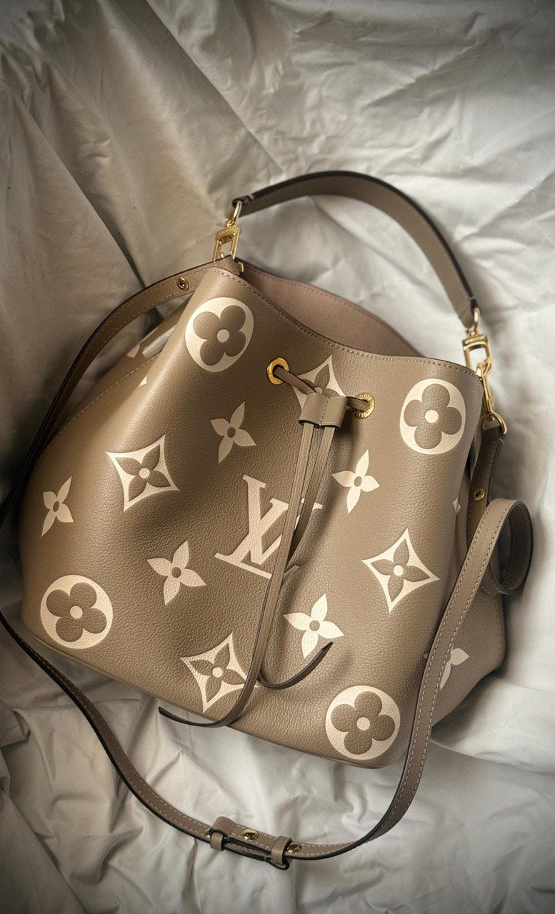 LV BAG