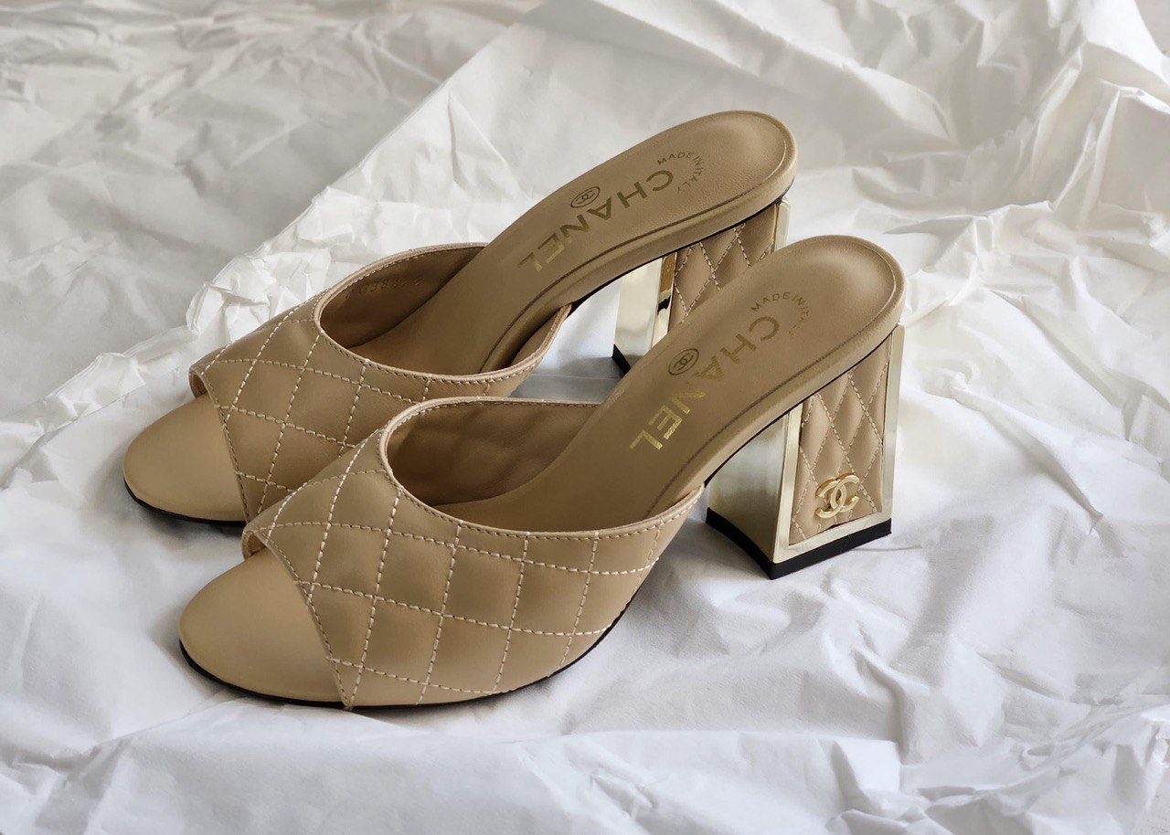 CHANEL