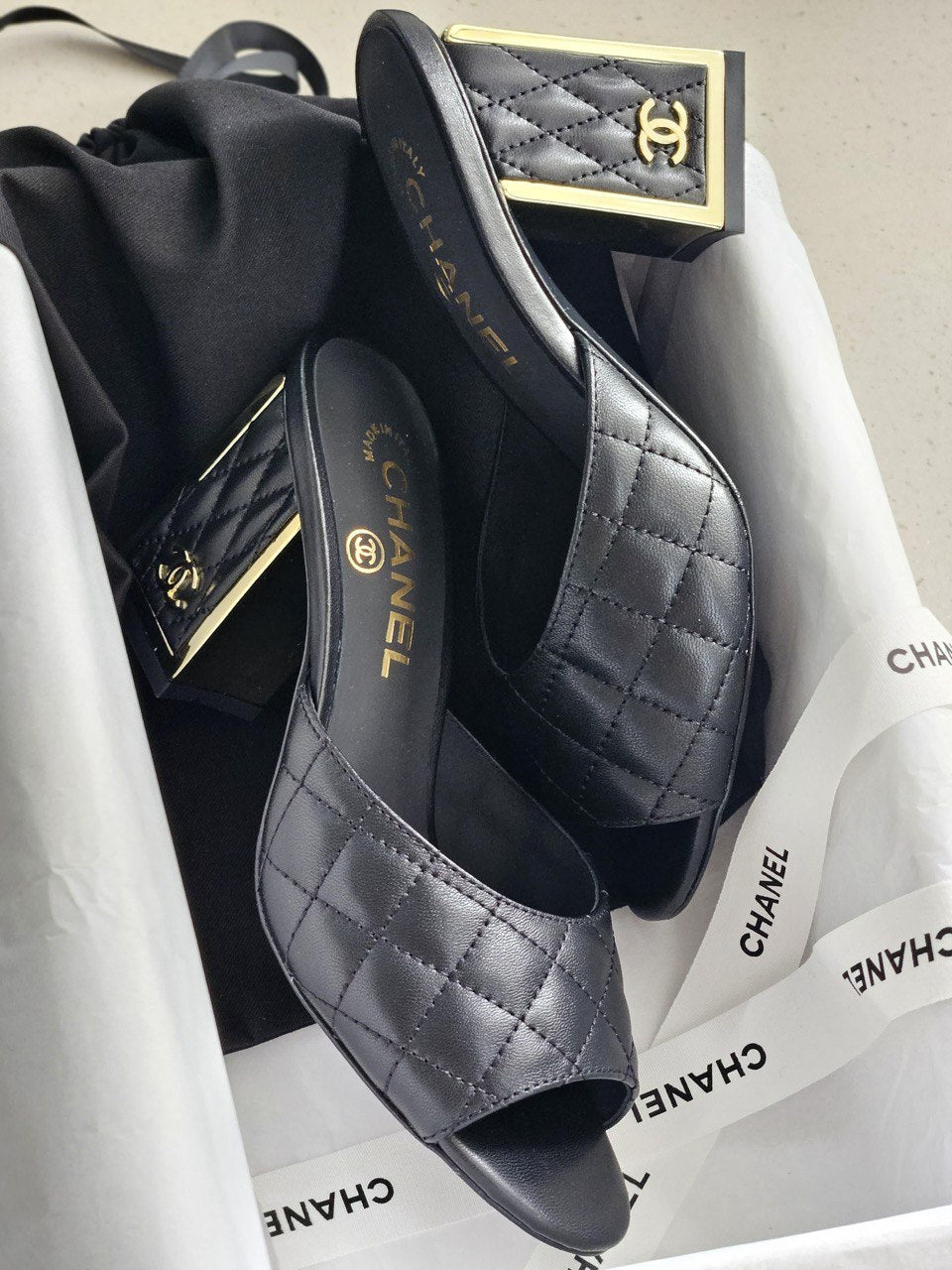 CHANEL