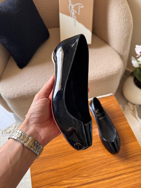 LOUBOUTIN
