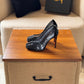 LOUBOUTIN
