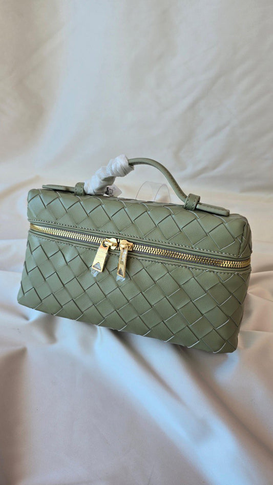 BOTTEGA