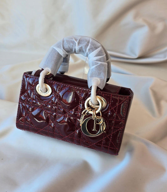 DIOR