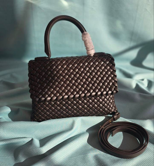 BOTTEGA.VENETA