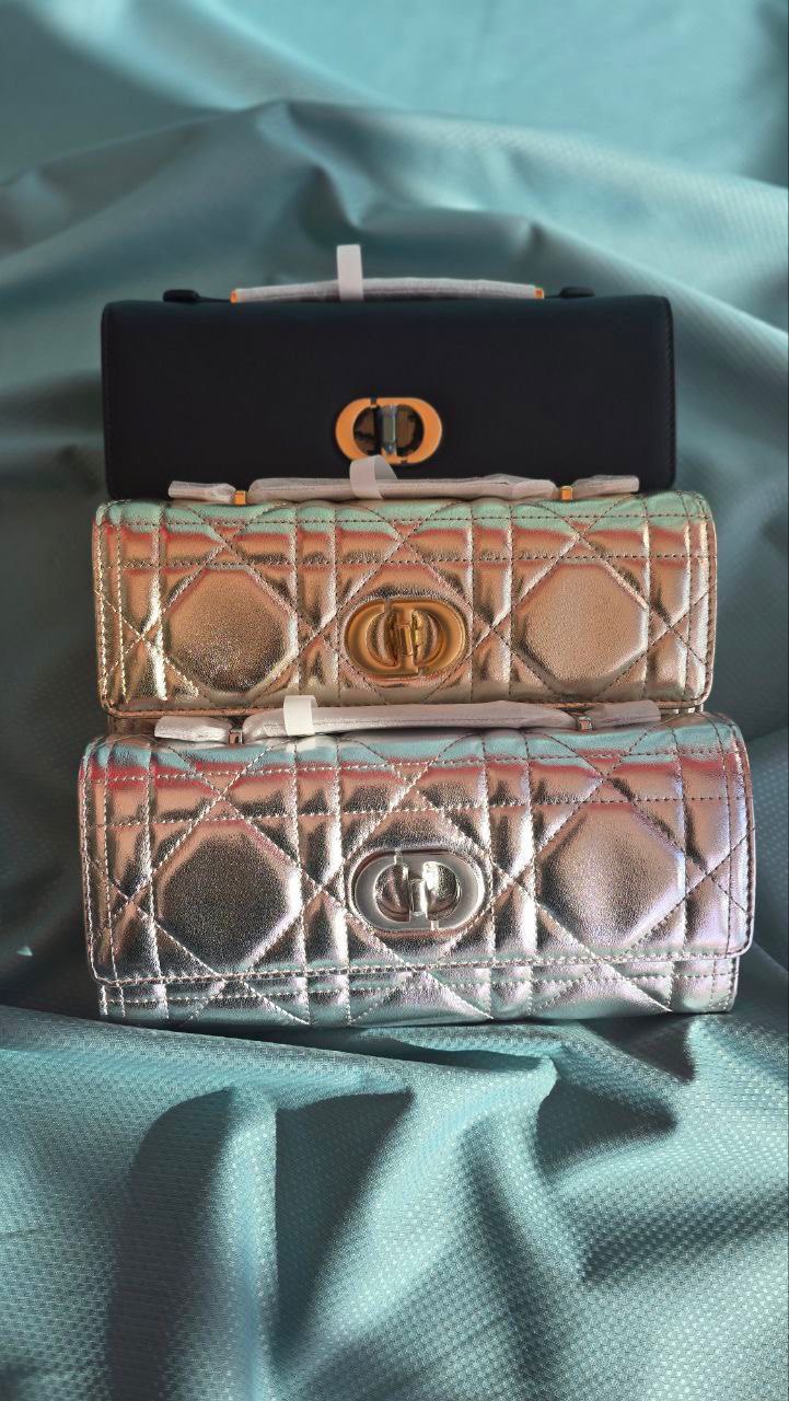 DIOR