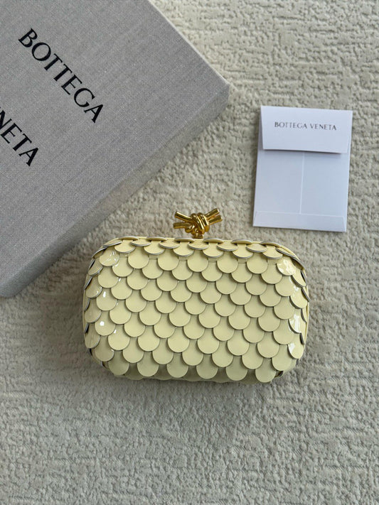 BOTTEGA