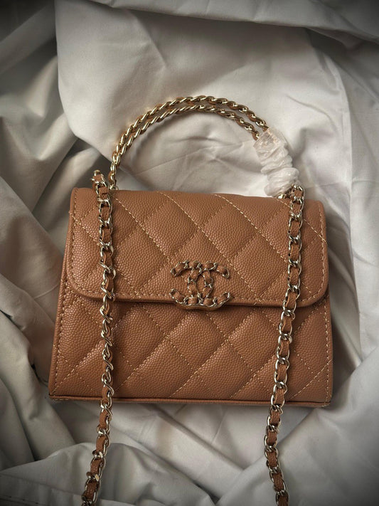 CHANEL BAG MONALISA