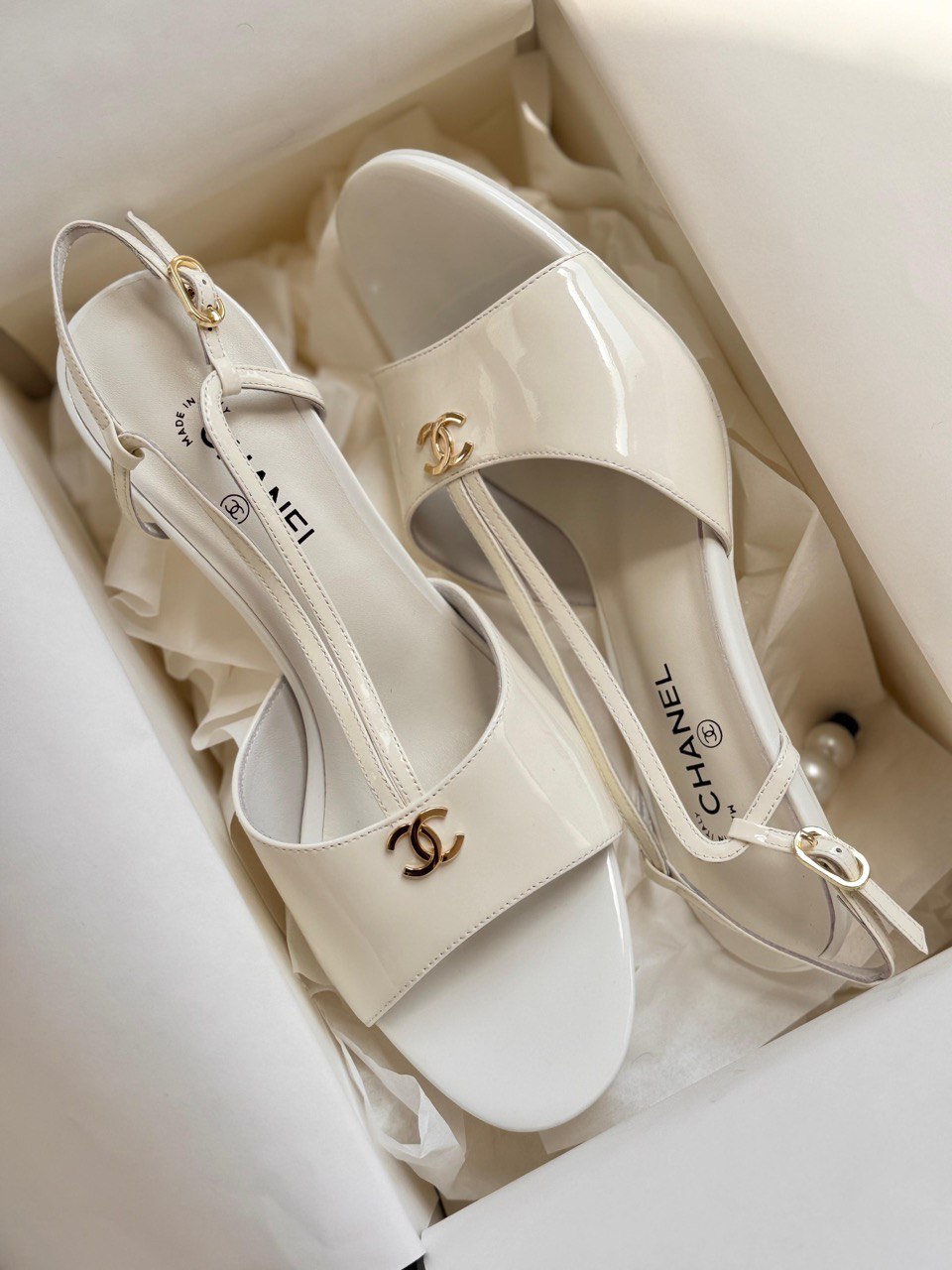 CHANEL